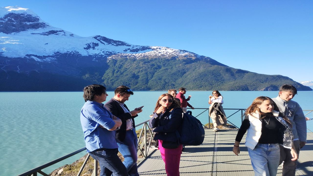 Navegación En El Lago Argentino - Todo Glaciares
(8)